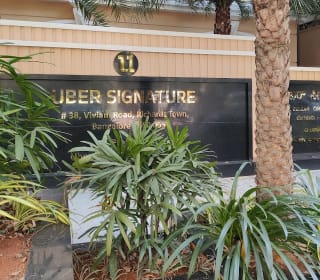 Uber Signature — Photo via Google Maps
