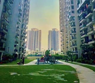 Ajnara Le Garden — Photo via Google Maps