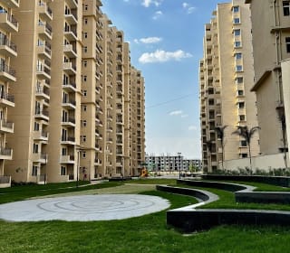 Orchard Avenue 2 — Photo via Google Maps