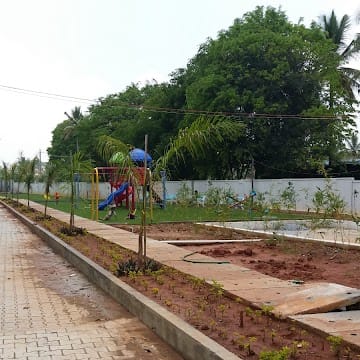 Aryan Karsten Palm Groves Apartments — Photo via Google Maps