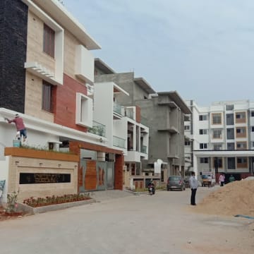Vaishno Solitaire — Photo via Google Maps