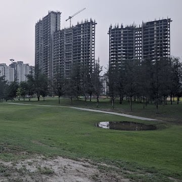 Unitech Golf and Country Club - Burgundy — Photo via Google Maps