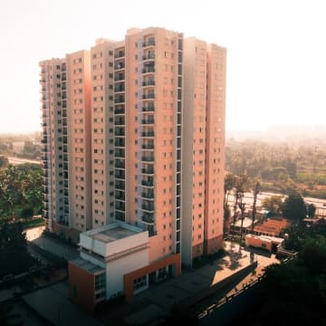 Bren Starlight — Photo via Google Maps
