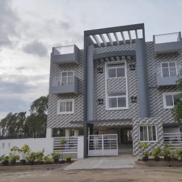 Vakil Rose — Photo via Google Maps