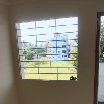 Right Grishma — Photo via Google Maps