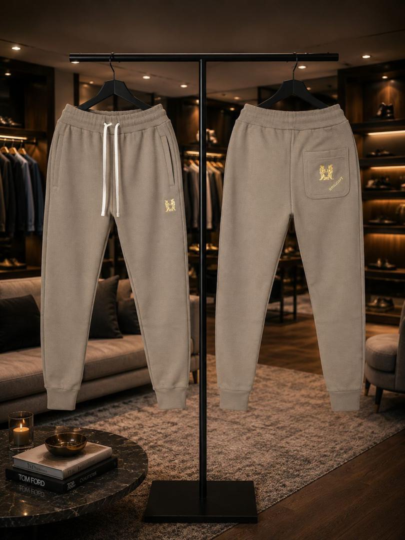 *Joggers*