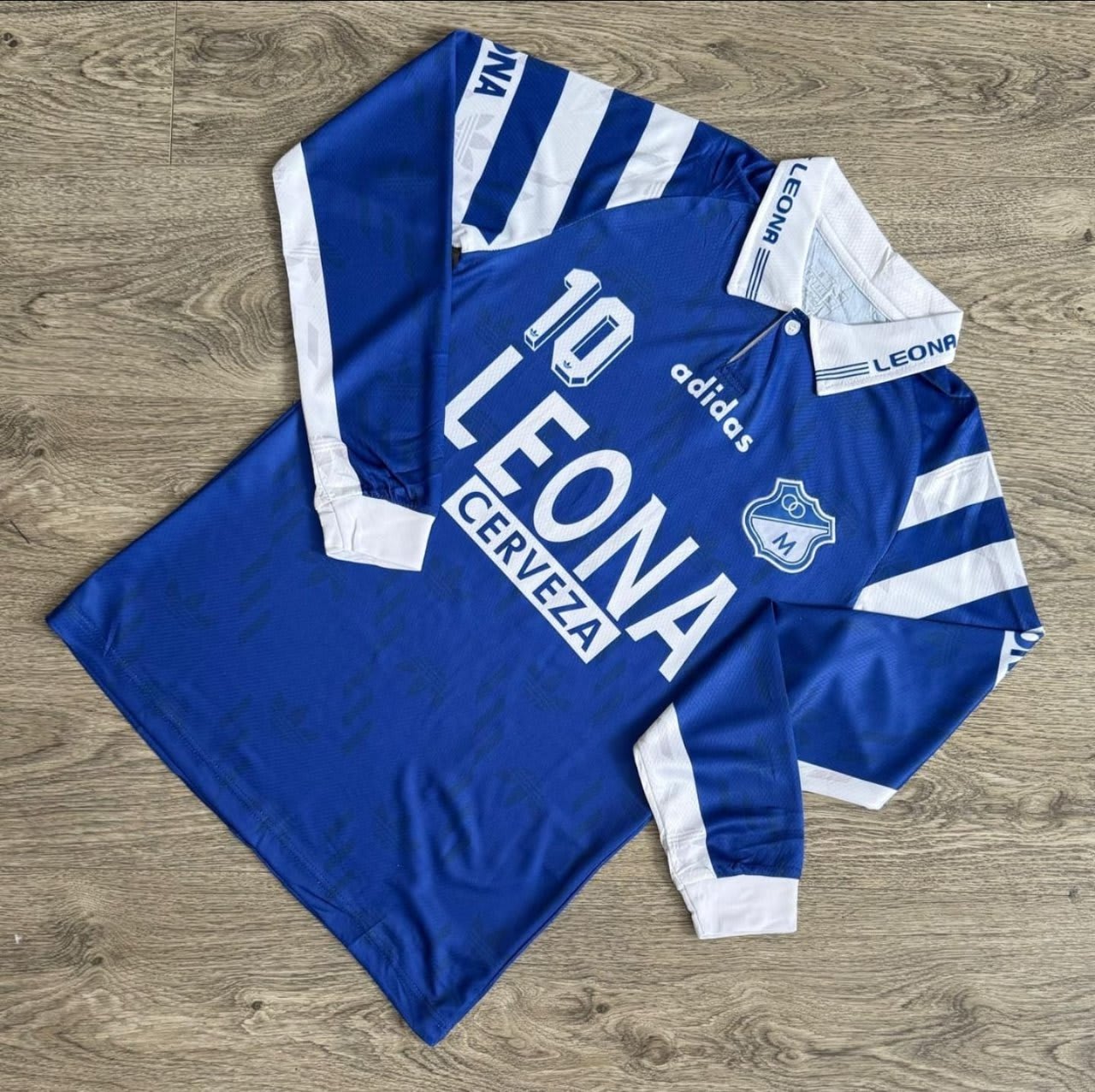 camiseta leona retro millonarios 3