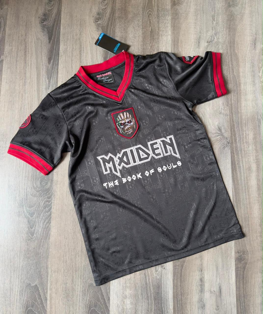 CAMISETA  AIRÓN MAIDEN NEGRA 3