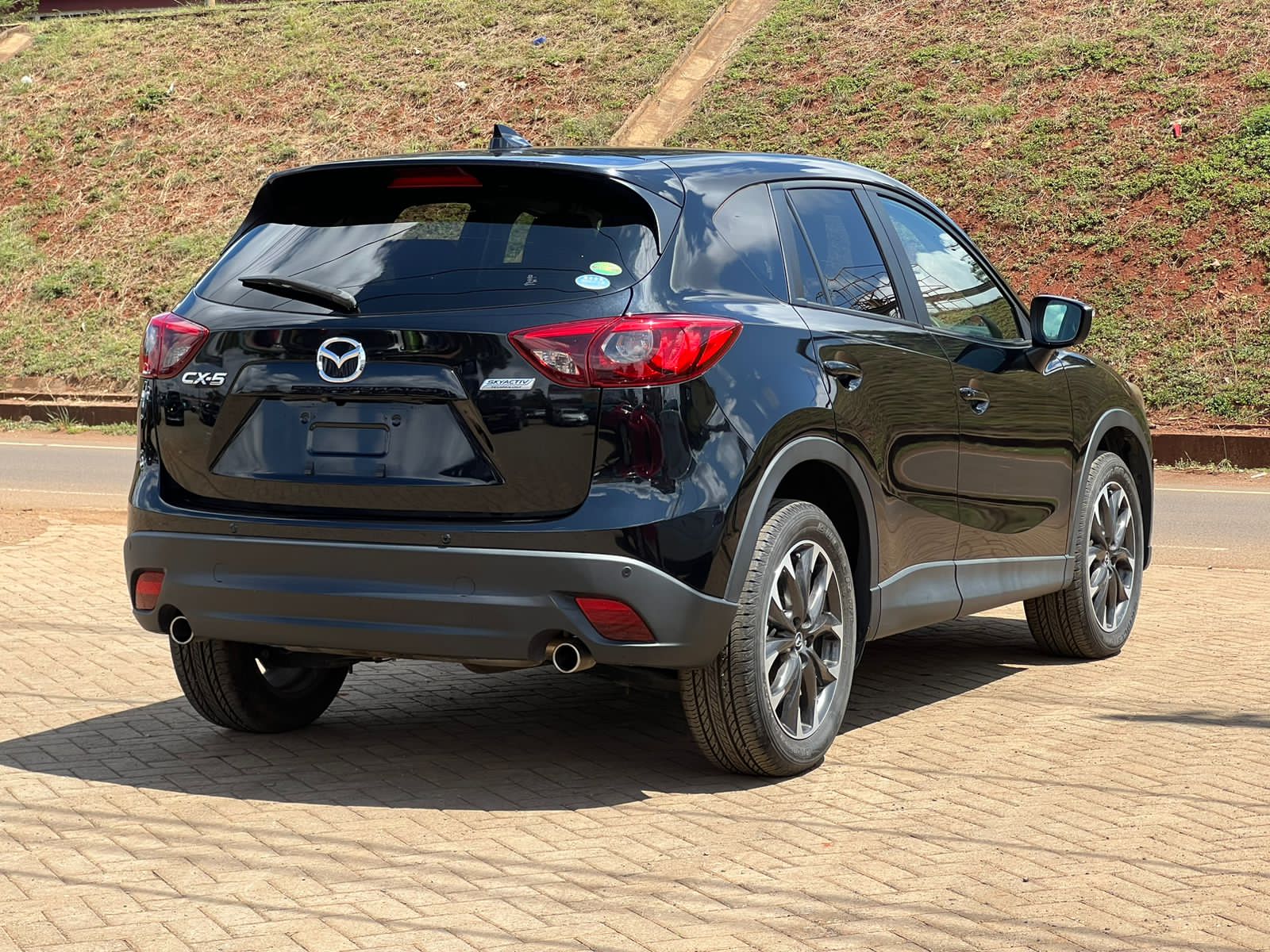 Matte Black Mazda cx8