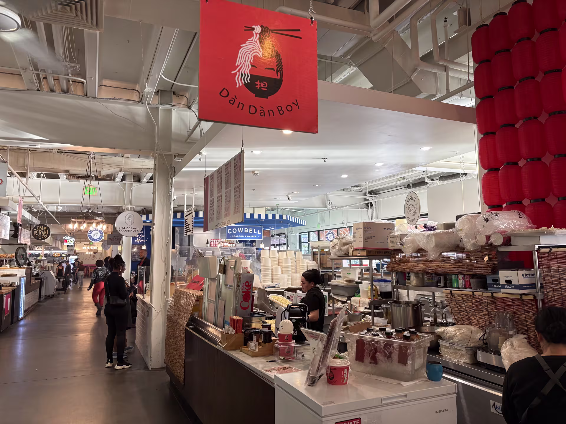 Dàn Dàn Boy stall in Union Market. (Kaela Cote-Stemmermann/City Cast DC)