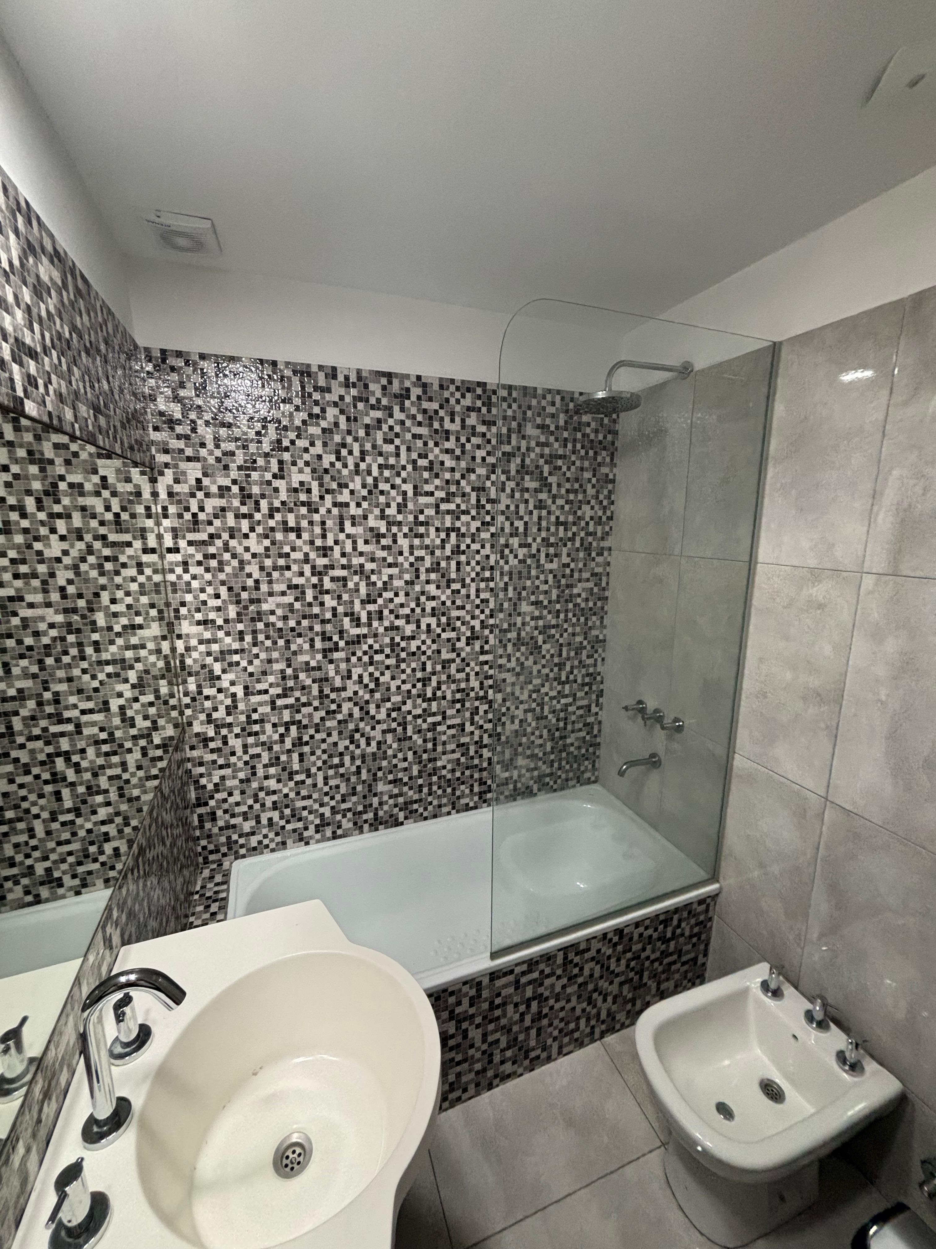 4e8c22ec-4c6b-4c60-8a0d-0472b88e8ade