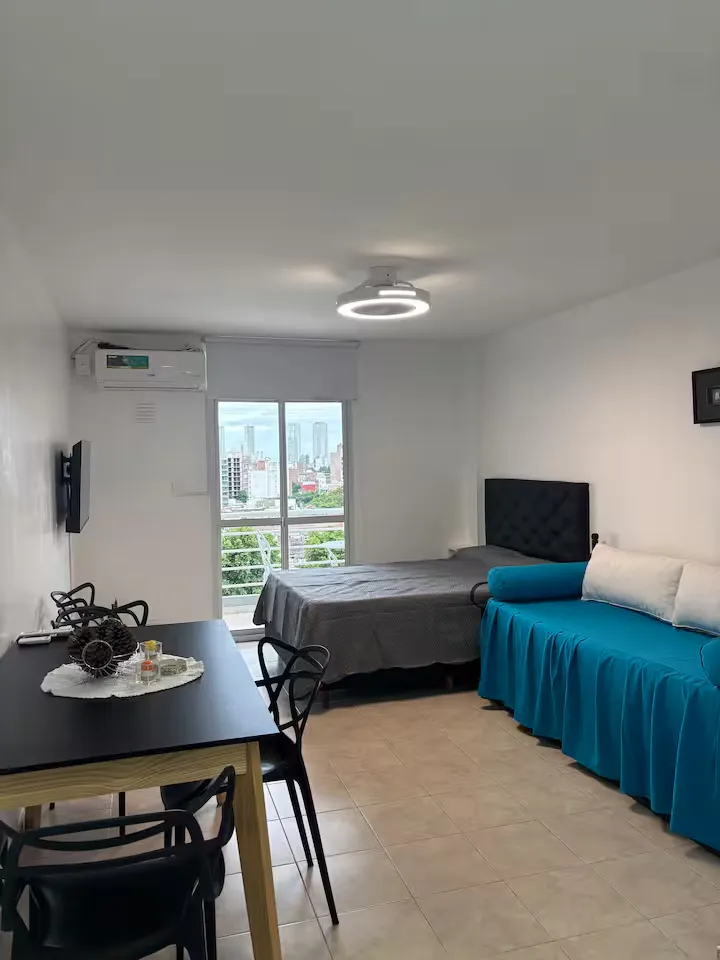 d1fd179f-a892-42bd-9678-95e7be5aff02