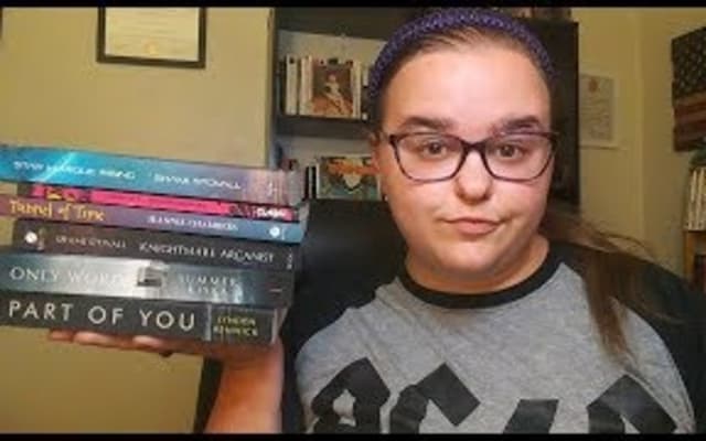 Capa do post de Margaret Adelle: ARCs Should Be Free | Authortube Tea
