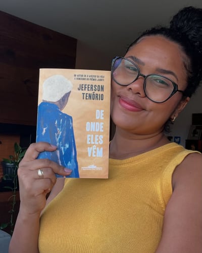 Livro: De onde eles vêm ✨ Autor: @jeferson.tenorio.9 Editora: @companhiadasletras Ano de publicação: 2024 O mais recente livro de Jeferson…