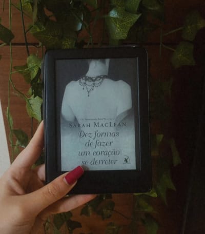 Esse livro é o segundo da série "Os Números do Amor", mas você não precisa ter lido o primeiro para ser fisgada logo nas primeiras…