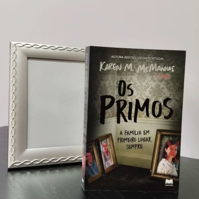 ✌🏼 Opinião literária ✌🏼 " A família em primeiro lugar, sempre." 🏝️ Milly, Aubrey e Jonah recebem um convite da sua avó, Mildred Story…