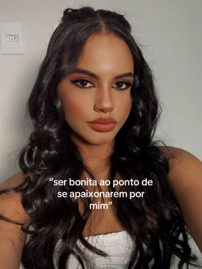 sonho de toda leitora é isso daqui. . . . . #bookstangirls🎀 #books #indicacaodelivros #booktok #trend