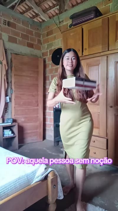Todo leitor já passou por isso #livrosemaislivros #leitor #leitores #romantasy #estantedelivros