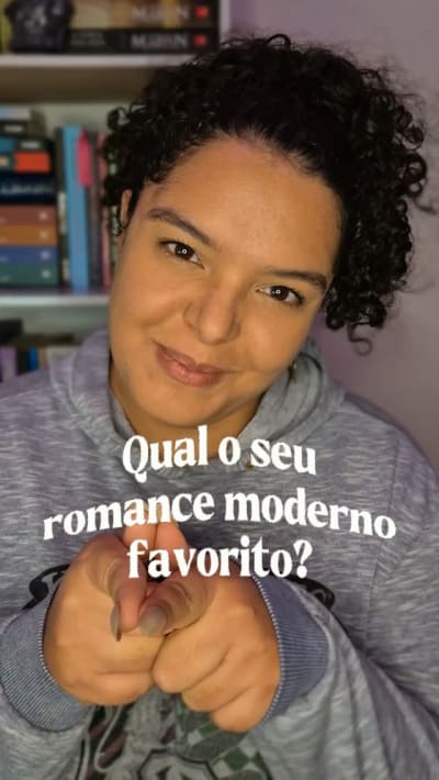 ⭐️ Rede ao lado = aqui mesmo nesse insta 😁 Então, deixa aqui nos comentários: um livro de romance moderno, de preferência universitário e…