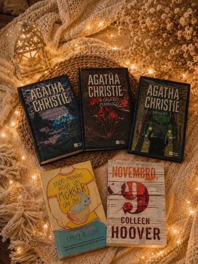 O Amazon Day por aqui foi produtivo! ✨ Finalmente meus novos companheiros de leitura chegaram e eu não poderia estar mais empolgada. Tem…