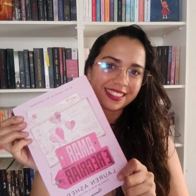 Amar e Recriar (+18) Livro 2 da série Os bilionários de Lakefront Autora Lauren Asher @editorarocco ✨ Um romance saboroso, com uma…