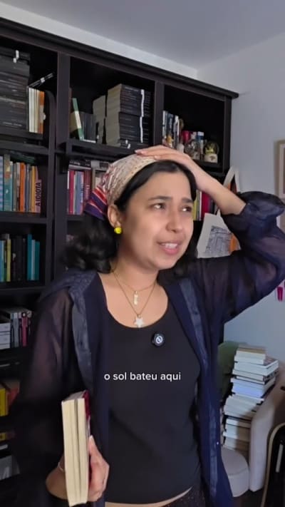 Como saber que eu tomei muito café pela manhã? Eis o resultado: . . . #livros #literatura #bookstsgram #discussão #leitura