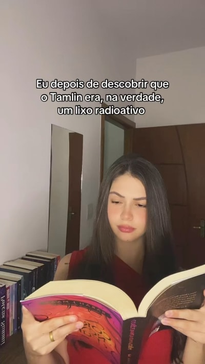 Uma decepção kkkkk 📚🤣 #bookgram #livros #bookgrambrasil #bookstagrammer #memes
