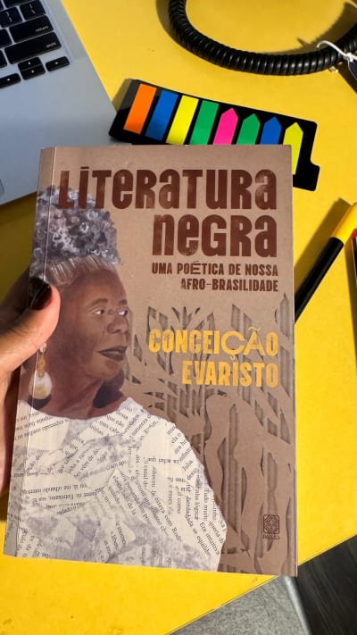 sobre o que ando estudando: literatura negra: uma poética de nossa afro-brasilidade da conceição evaristo literatura negro-brasileira de…