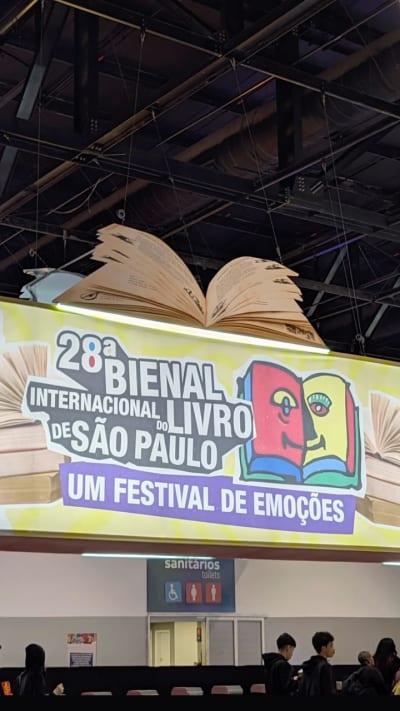 28ª Bienal Internacional do Livro de São Paulo! Um pouquinho do meu dia neste lugar maravilhoso! Uma experiência maravilhosa e…