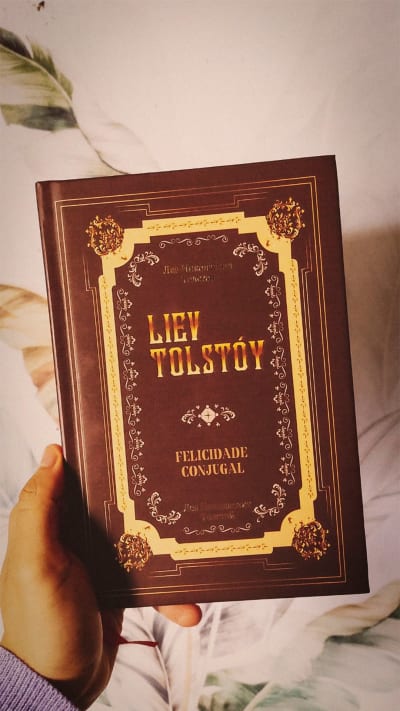 🙋🏻‍♂️ **Minha opinião:** Felicidade Conjugal - Liev Tolstói: foi uma leitura que me surpreendeu bastante. Tolstói constrói uma história…