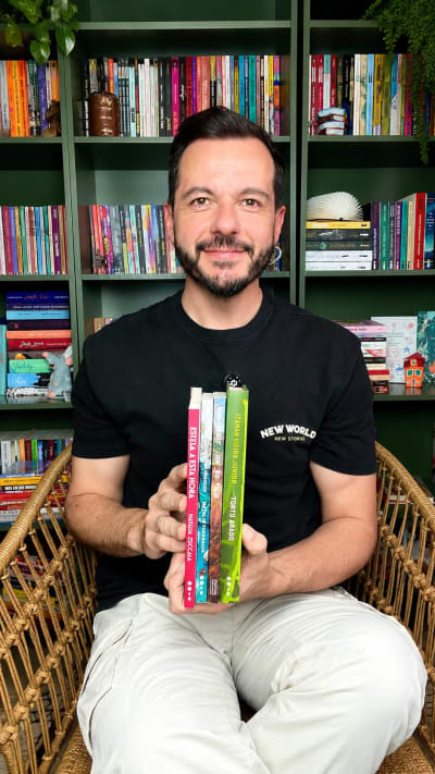 Por aqui, agosto rendeu excelentes leituras! 📚🤩 Minha escolha foi apenas de autores que estarão na @feiraliterariadejundiai, evento que…
