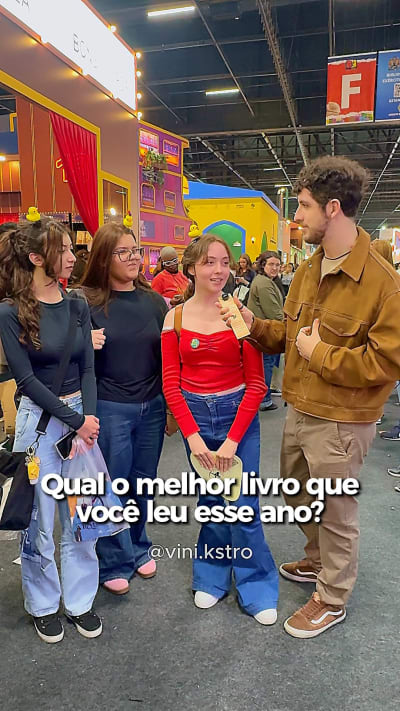 Publicação 11 | Qual o melhor livro que o pessoal da Bienal do Livro 2026 leu esse ano?!🪭📚 #booktok #fyp #bienaldolivro #leitura #bienal