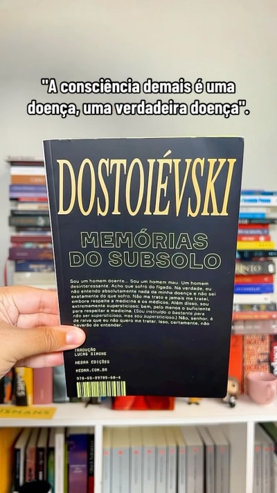 "Você gosta de livros de autoajuda?" Eu: Se quiser o link do livro, é só me pedir 🖤 #memoriasdosubsolo #notasdosubsolo #dostoievski…