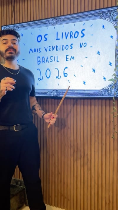 Quais foram os livros mais vendidos do Brasil em 2026? Lembrando que esse vídeo foi gravado antes da Bienal 2026 e os números podem ter…