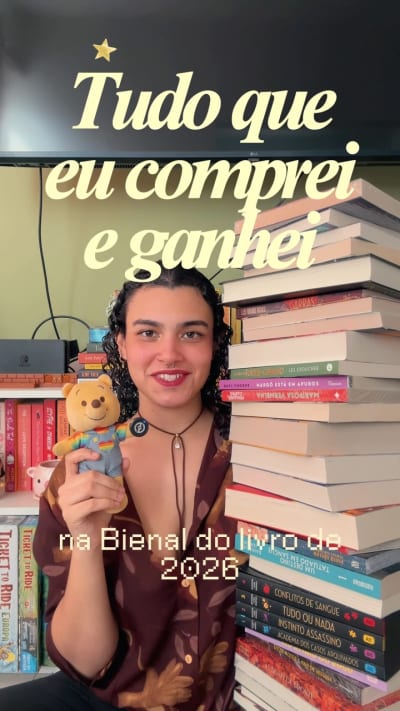 Tudo que eu comprei e ganhei na bienal de 2026, sim, finalmente veio aí o Bookhaul mais aguardado do ano E um agradecimento especial às…