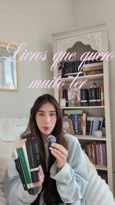 passando por uma ressaca literária mas esses sao os livros que to mais ansiosa pra ler no momento! #BookTok #bookgram #livros #classicos…