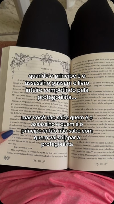 muitos surtos . NOME: the kiss of deception . . . . #livrosemaislivros #livroseleitura #leituradodia📚📘 #igliterario #leituracompartilhada