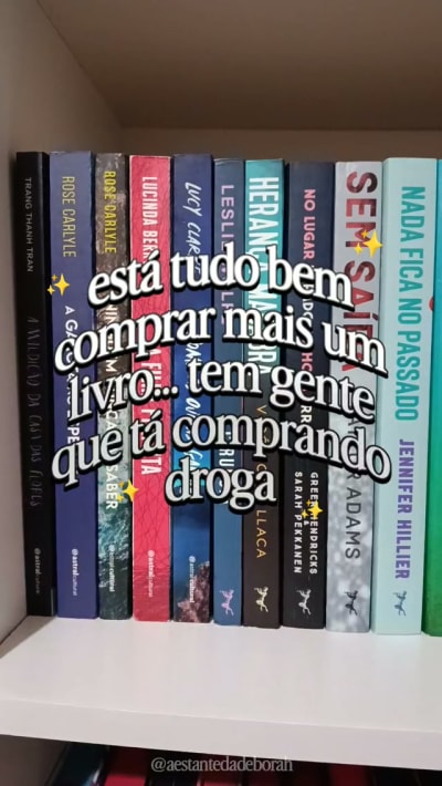 Não é vício se eu chamo de investimento, né? 🤭 #aestantedadeborah #livros #memes