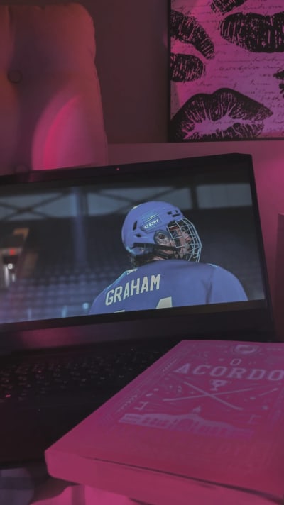 nesse perfil AMAMOS um fake dating e o @primevideobr tá fazendo TUDO por nós leitoras 🩵⭐️🧪🏒🗣️ #thelovehypothesis #primevideo…