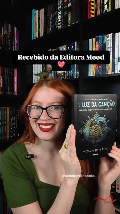 Oi, amigas!! Eu recebi da @editoramood o primeiro título deles de distopia e eu estou muito animada para ler 😻😻😻 Trilogia das tochas, A…