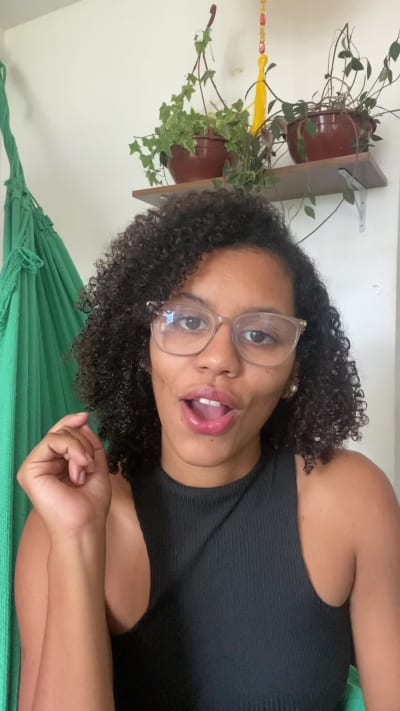 Em Canção para ninar menino grande, Conceição Evaristo trata a masculinidade tóxica sob um viés erótico e sensível. Já leu? 👀…