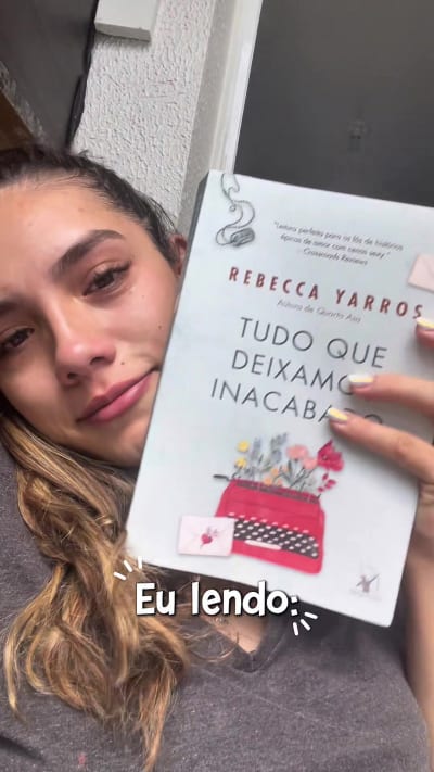 Livro: Tudo que deixamos inacabado #booktokbrasil #livros #booktoker #leitores #fyp