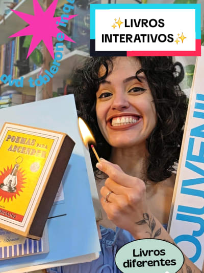 ✨ Livros são maravillhosos, mas quando têm formatos diferentes são maravilhosos² !!! A gente lê com a mão também hihiihhi ✨ 📚 Livro…