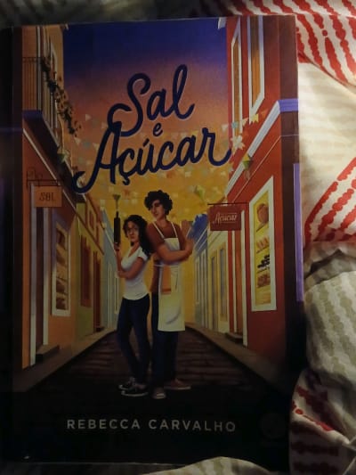 eu começo indicando Sal e Açúcar, um romance nacional que vale muito a pena ler!! 📚🌟 #foryoupage #book #romance #fyp #trend