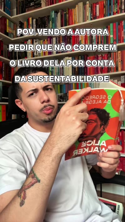 Numa boa, isso é papo furado de quem quer mais marketing com o próprio nome, não faz sentido vir a público falar isso depois do livro já…