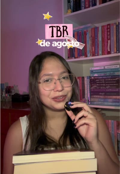 pÓsso estar postando minha TBR de agosto atrasada? 🫪 #booktok #bookgirlies #toberead #booktokbrasil #romance