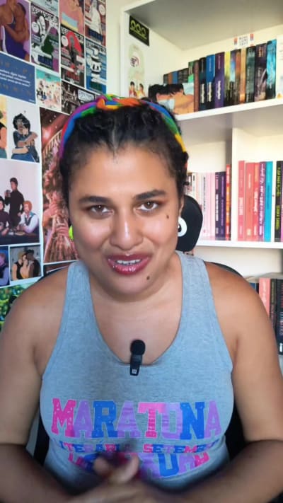 vamos ler histórias bissexuais por mais um ano na #maratonabissexual ?? #booktokbrasil #bissexual #maratonaliteraria #livrosbissexuais
