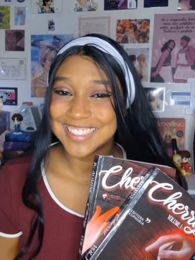 🖤🍒 Amgs, hoje vim indicar Cherry, da K. Aomine, publicado pela Editora Euphoria! 📖💜 Esse livro me pegou muito pela dinâmica entre os…