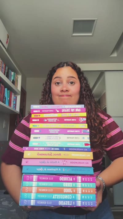 romance só nos livros mesmo🥲 #booktok #fypシ #livrostiktok #booktokbrasil #foryou