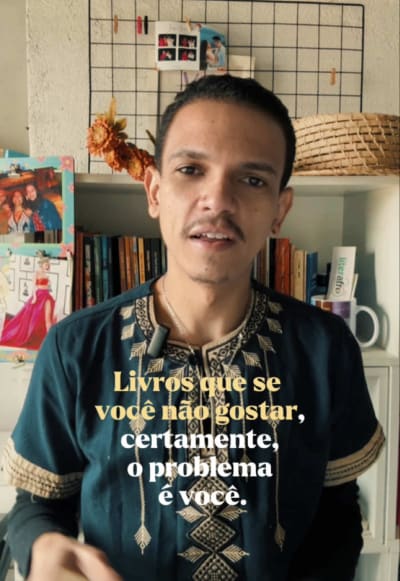 Para descontrair. Qual livro que pra você é impossível não gostar? #eusendoleitor #livros #books